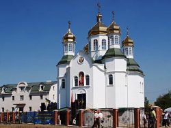 Луганськ: проросійськи бойовики захопили Свято-Троїцький кафедральний собор
